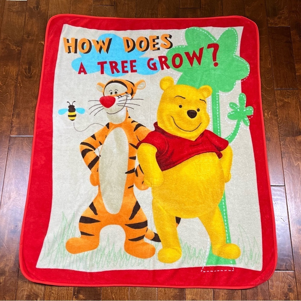 Disney Winnie the Pooh Tigger Fleece Blanket Throw Red Yellow 46x57 Retro Baby